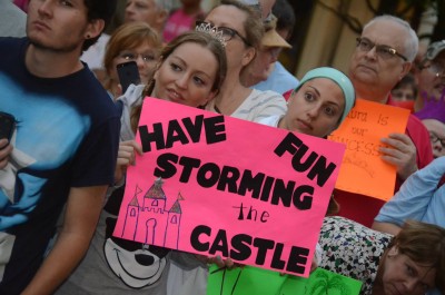 run signs at princess half marathon