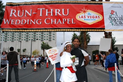 Vikki married her handsome husband, Kymmith, during the Las Vegas Half Marathon! Fitzness.com