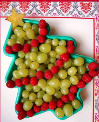 grape christmas tree