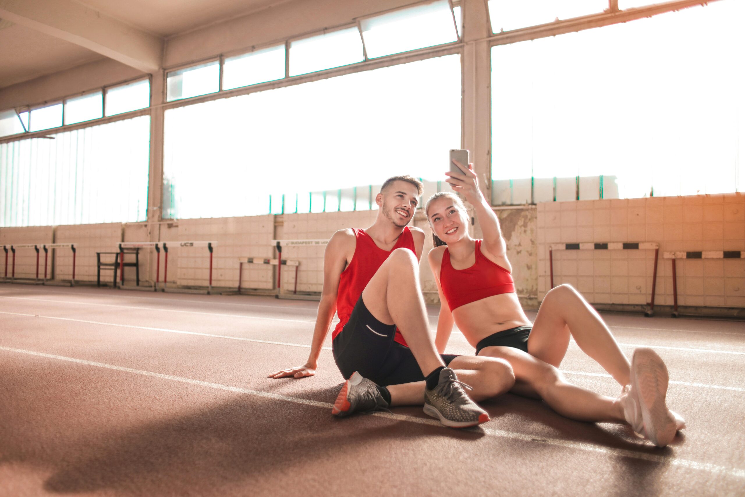 Sweat & Selfies: How Social Media Shapes Your Workout