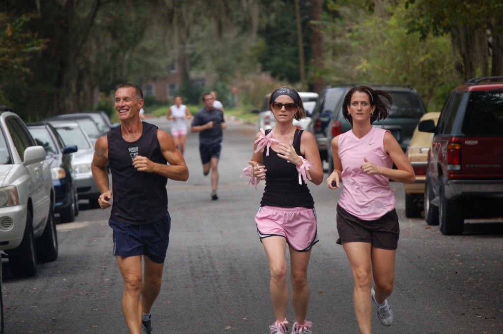  Jacki Donaldson (center) runs with her dad (left) and sister (right) in the October 2009 Making Strides Against Breast Cancer 5K in Gainesvlle, Fla. 